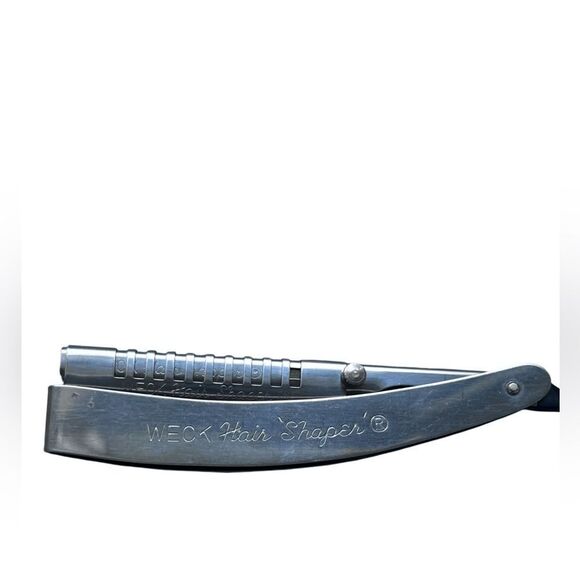 Vintage 1950s WECK Hair ‘Shaper’ Mechanical Barber or Hairdresser Razor Brooch - Picture 2 of 8